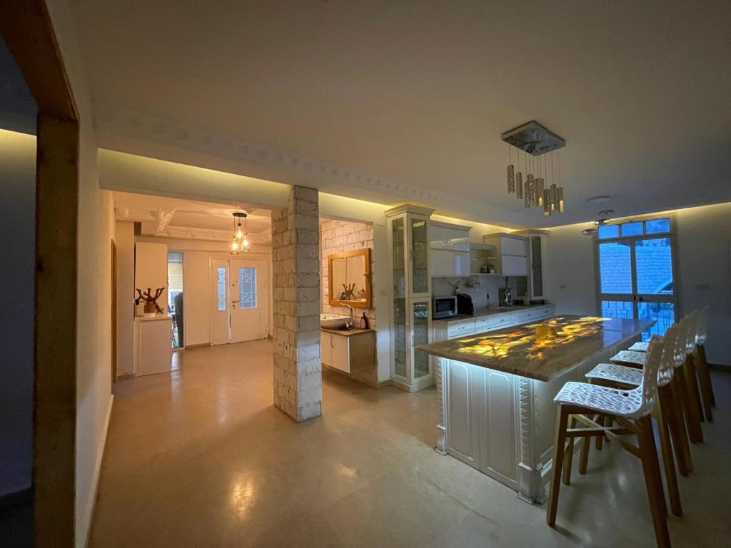Diamond Luxury Apartment - Haifa Buitenkant foto